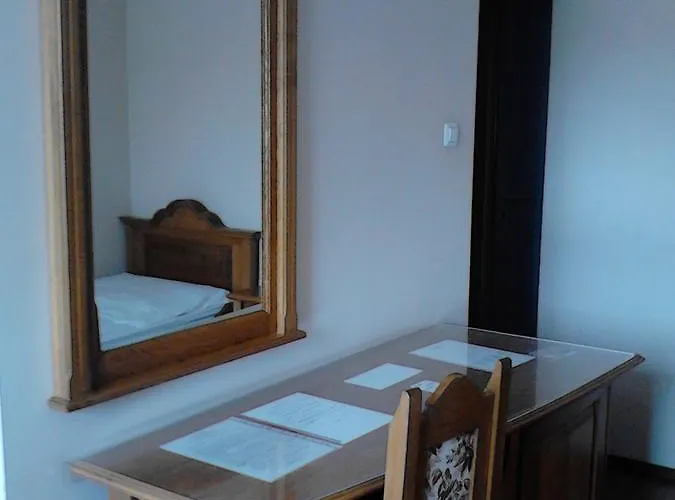 Horvathkert Panzio Es Etterem Hotel *