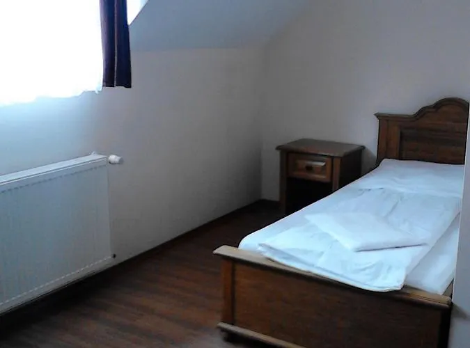 Hotel Horvathkert Panzio Es Etterem *